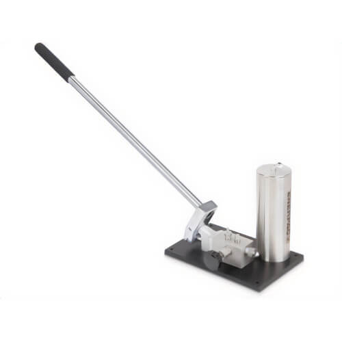 Enerpac® 11100 P/11 Series 1-Speed Ultra-High Pressure Hydraulic Hand Pump, 45 in³ Tank, 0.152 in³ Stroke Flow Rate