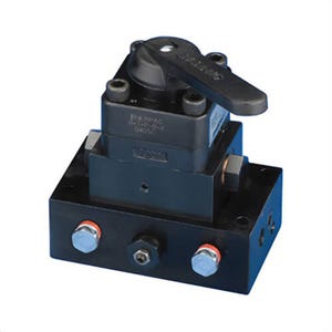 Enerpac® VM43L Pump Mounted Tandem Center Directional Control Valve 3-Position, 10,000 psi Pressure, 4.5 GPM Flow Rate